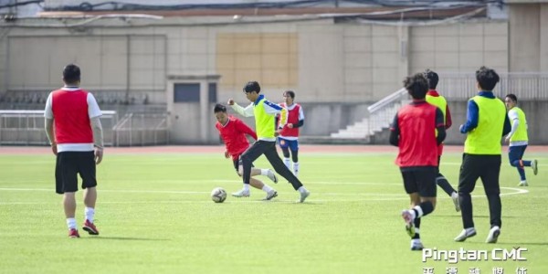 斗球电竞实时更新-奖金10万！邀你为福建一地闽超足球队写战歌！