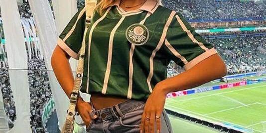 斗球足球直播-美！17岁恩德里克女朋友21岁 去年10月在一起的！