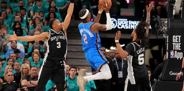 NBA总决赛对阵：马刺vs尼克斯时隔27年争冠 首战6月4日打响