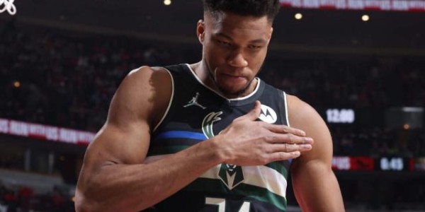 斗球免费直播平台-字母哥：去年季后赛险些报销 对MVP奖项毫不在意