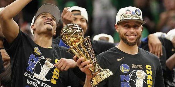 斗球免费直播平台-【夜读】博格巴与穆帅之间的心结恐怕解不开了